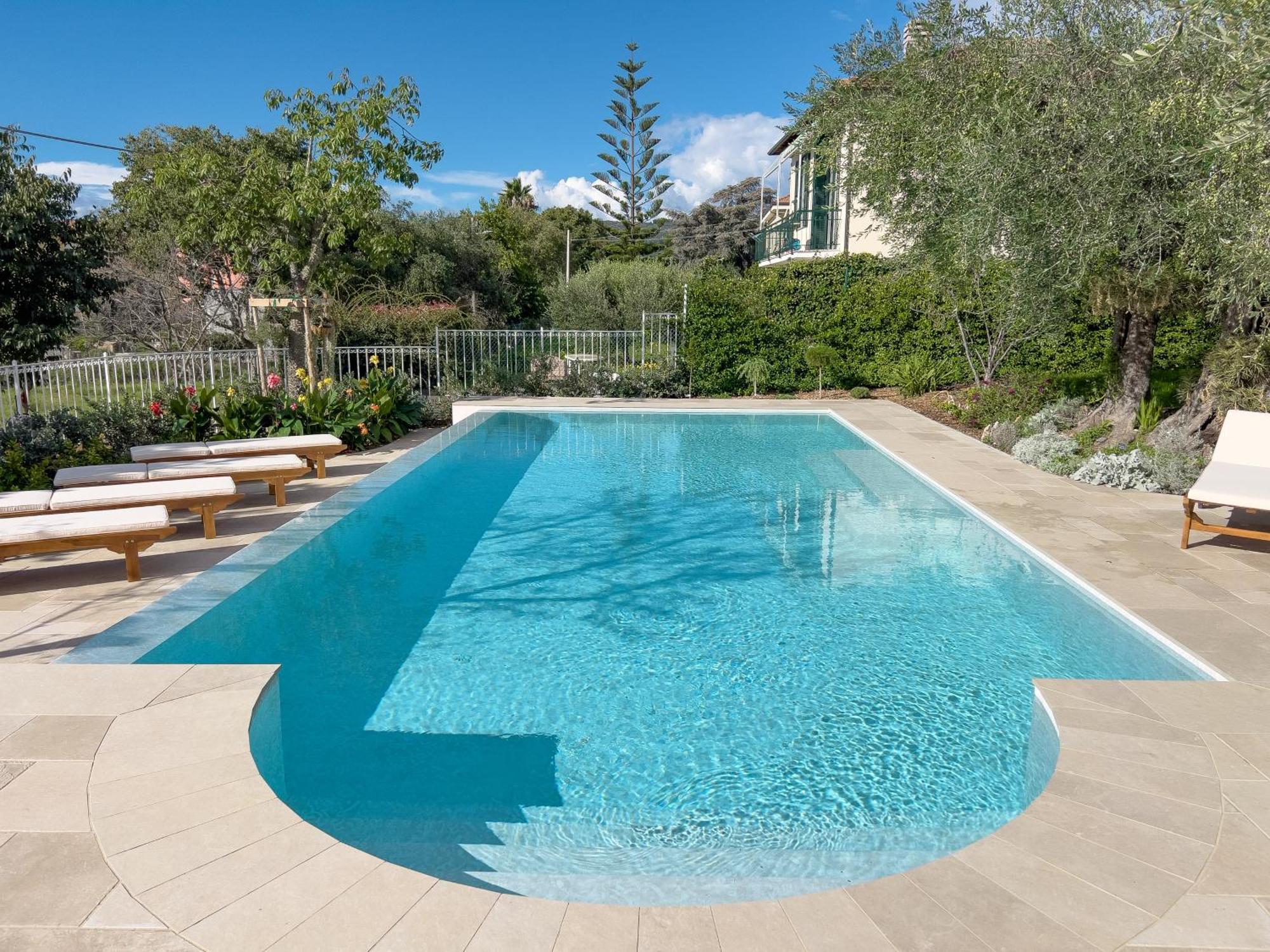 Villa La Rodina Diano Marina Bagian luar foto