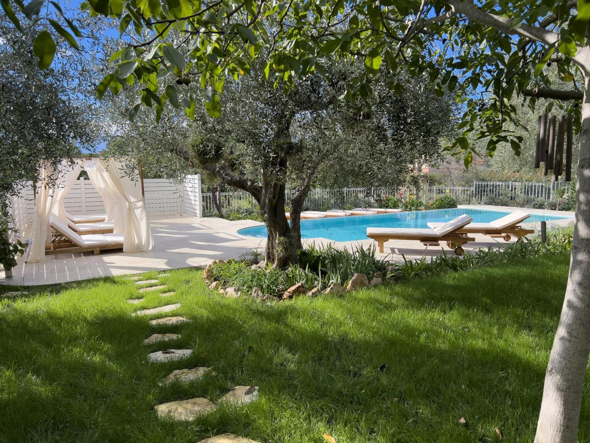 Villa La Rodina Diano Marina Bagian luar foto