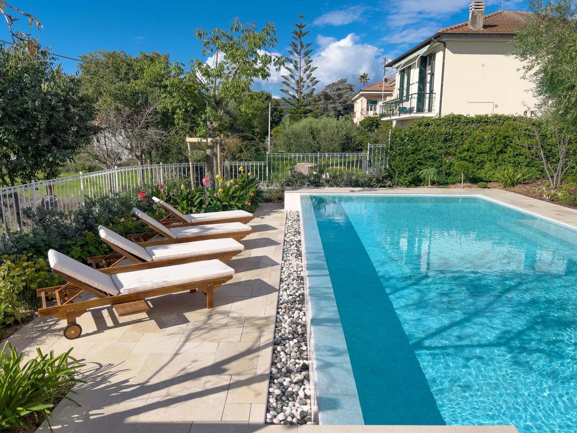 Villa La Rodina Diano Marina Bagian luar foto