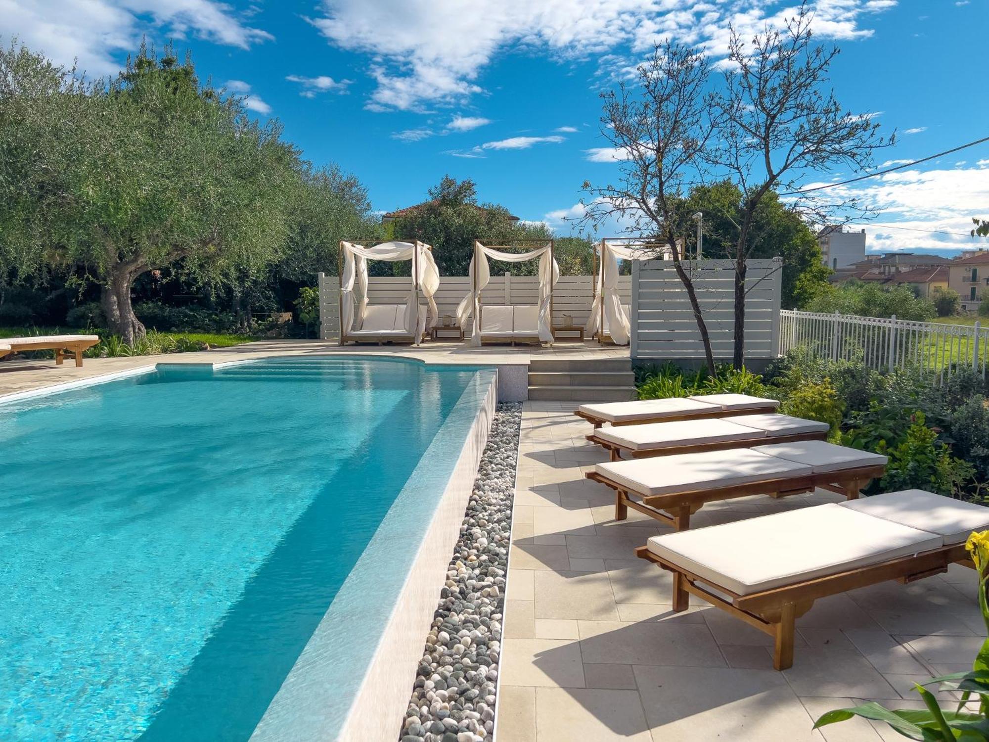 Villa La Rodina Diano Marina Bagian luar foto