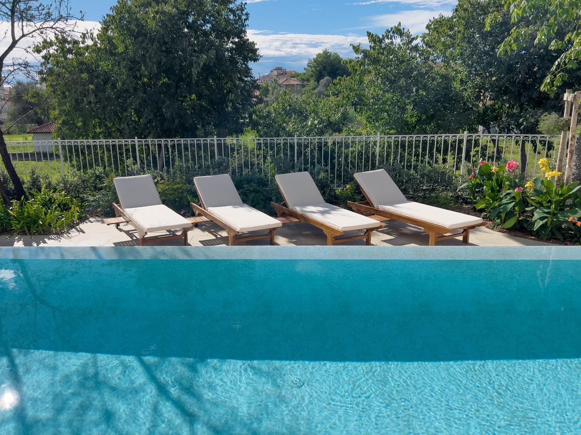 Villa La Rodina Diano Marina Bagian luar foto